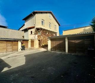  Immeuble � vendre 136 m�