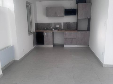   T3 NEUF � CENTRE-VILLE + GARE � PIED + VOLETS �LECTRIQUES ? Appartement - 3 pi�ce(s) - 65 m�