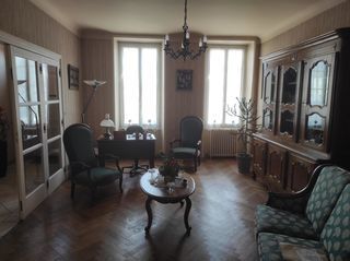  Maison � vendre 8 pi�ces 309 m�