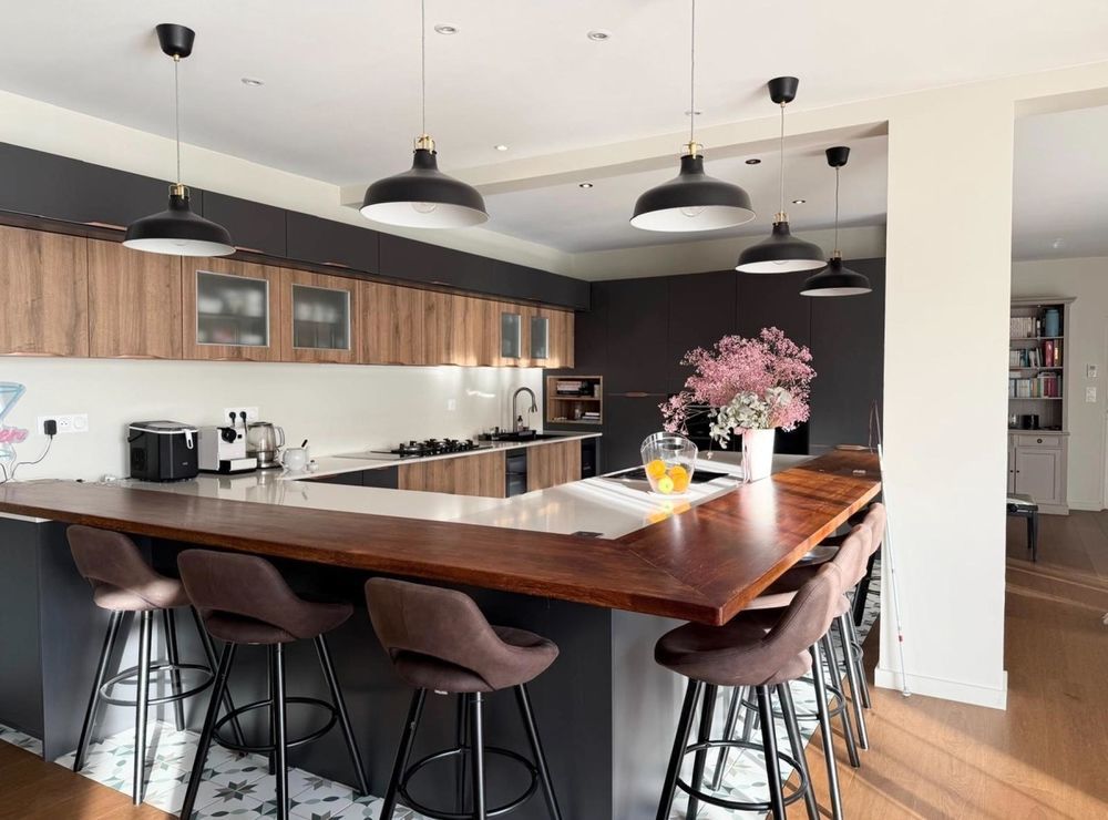 � vendre  Maison Valserh�ne (01200)