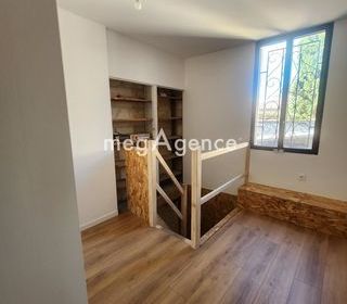  Immeuble � vendre 140 m�