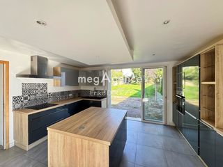  Maison � vendre 8 pi�ces 166 m�