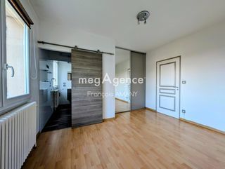  Maison � vendre 8 pi�ces 200 m�