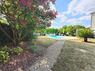  Maison � vendre 5 pi�ces 220 m�