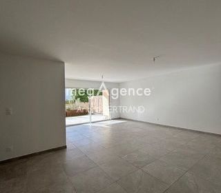  Appartement � vendre 3 pi�ces 77 m�