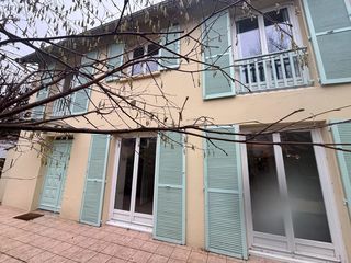  Maison � vendre 6 pi�ces 267 m�
