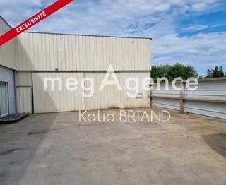  Immeuble � vendre 1350 m�