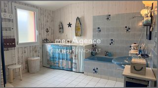  Maison � vendre 6 pi�ces 215 m�