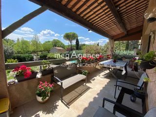  Maison � vendre 10 pi�ces 198 m�