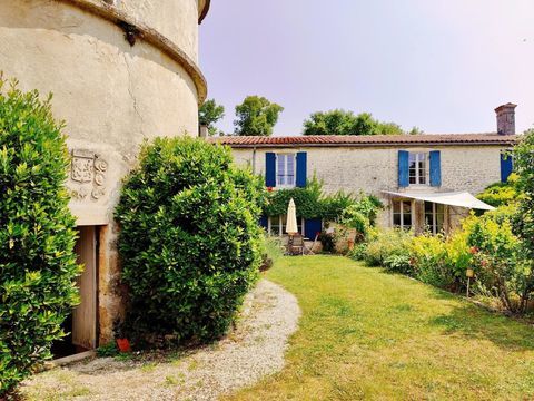   Belle Charentaise Atypique Maison - 8 pi�ce(s) - 281 m�