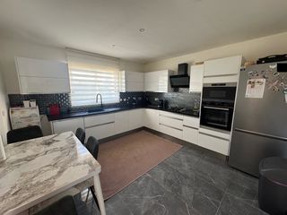  Maison � vendre 5 pi�ces 130 m�