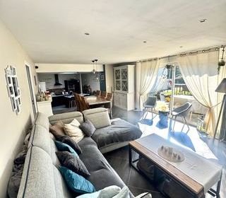  Maison � vendre 8 pi�ces 175 m�