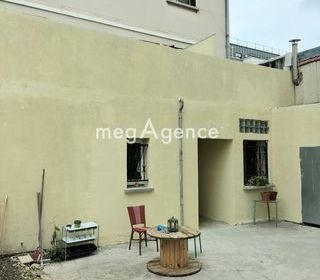  Immeuble � vendre 170 m�