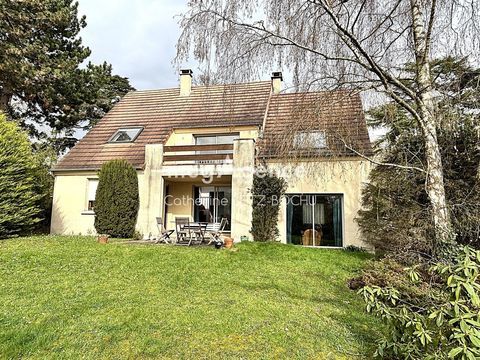   Maison familiale avec grand jardin et potentiel d'�volution- terrain divisible � Groslay Maison - 6 pi�ce(s) - 136 m�