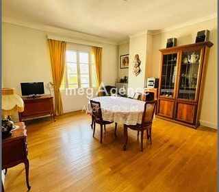  Maison � vendre 8 pi�ces 184 m�