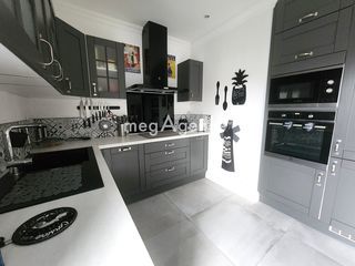  Maison � vendre 5 pi�ces 180 m�