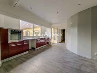  Maison � vendre 8 pi�ces 270 m�