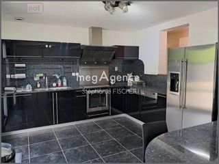  Maison � vendre 5 pi�ces 210 m�