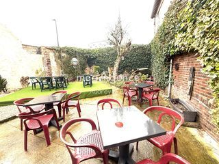  Immeuble � vendre 380 m�