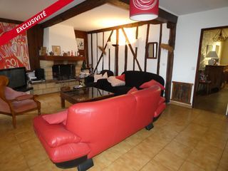  Maison � vendre 8 pi�ces 234 m�