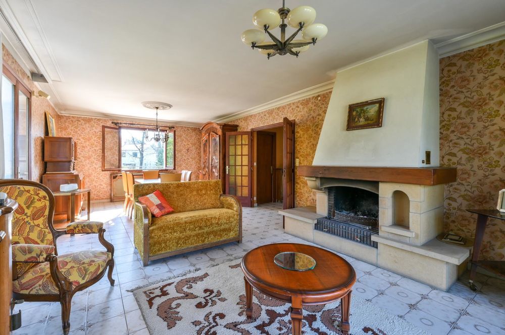 � vendre  Maison Charbonni�res-les-Bains (69260)