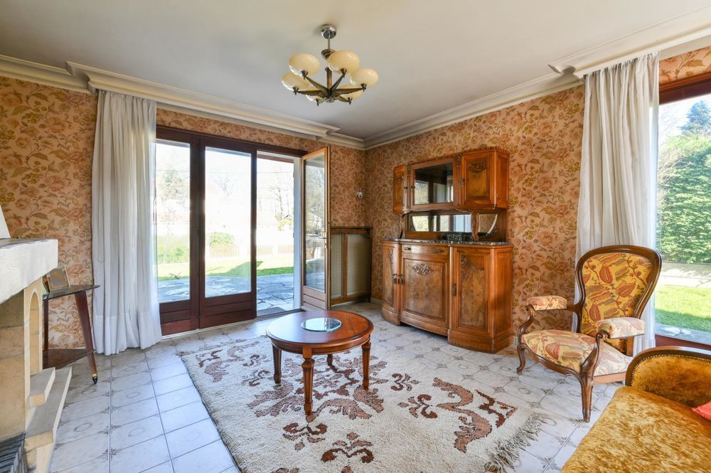 � vendre  Maison Charbonni�res-les-Bains (69260)