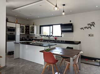  Maison � vendre 6 pi�ces 200 m�