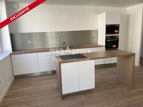   Sublime T4 enti�rement r�nov� Appartement - 4 pi�ce(s) - 120 m�