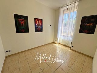  Maison � vendre 8 pi�ces 220 m�