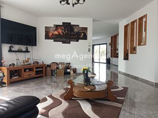  Maison � vendre 6 pi�ces 200 m�