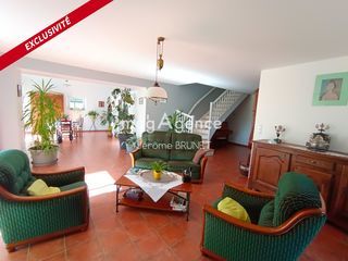  Maison � vendre 9 pi�ces 235 m�