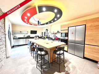  Maison � vendre 5 pi�ces 165 m�