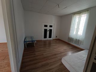  Immeuble � vendre 325 m�