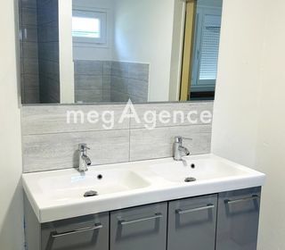  Maison � vendre 4 pi�ces 220 m�