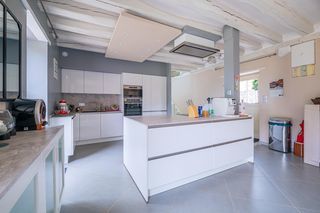  Maison � vendre 6 pi�ces 180 m�