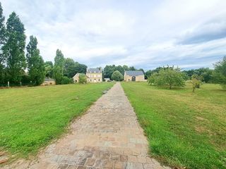  Maison � vendre 10 pi�ces 265 m�