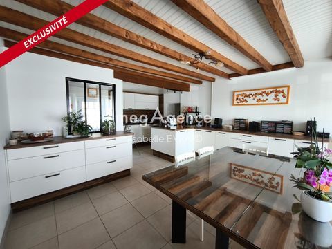   Maison familiale 3 / 4 chambres double garage Maison - 8 pi�ce(s) - 175 m�