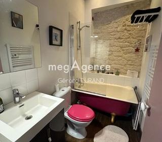  Immeuble � vendre 101 m�