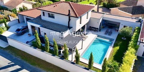   MAISON D'ARCHITECTE 2021, PISCINE, POOL HOUSE, GARAGE DOUBLE Maison - 6 pi�ce(s) - 193 m�