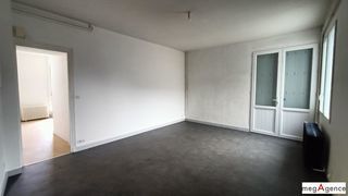  Immeuble � vendre 573 m�