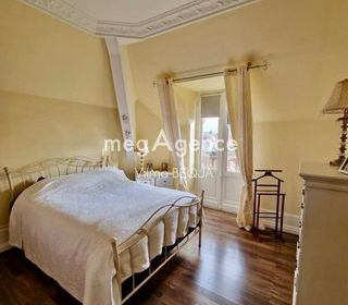  Appartement � louer 4 pi�ces 131 m�