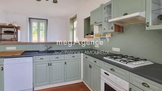  Maison � vendre 11 pi�ces 220 m�