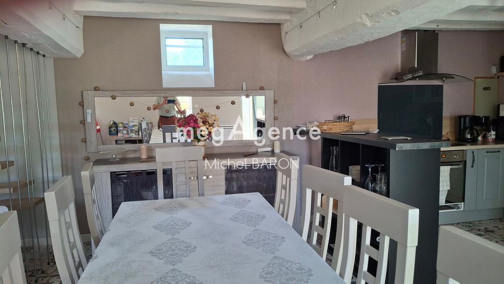� vendre  Maison S�urdres (49330)