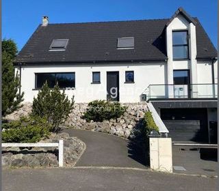  Maison � vendre 5 pi�ces 210 m�