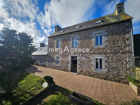   Ensemble r�nov� : maison 6 chambres, 1 studio et T2 Maison - 10 pi�ce(s) - 223 m�