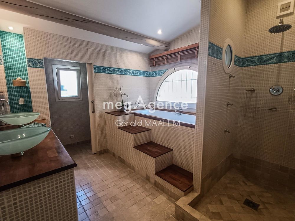 � vendre  Maison Grimaud (83310)