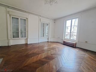  Immeuble � vendre 330 m�