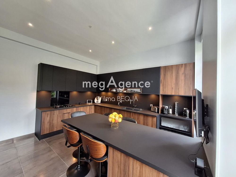 � vendre  H�tel Particulier Sens (89100)