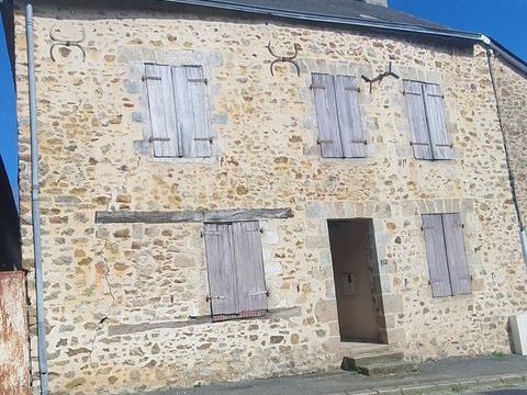   Maison de bourg � r�nover � La Gravelle Maison - 10 pi�ce(s) - 160 m�