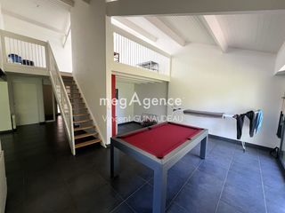  Maison � vendre 8 pi�ces 180 m�